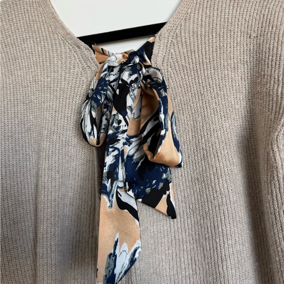 Beige Women's Sweater - Picture 3 of 4